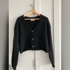 Urban Outfitters | button up cardigan